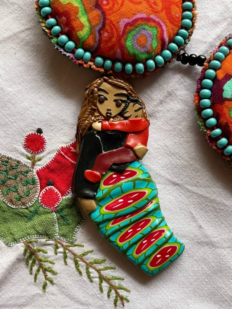 Kette Mutter Mit Kind Geburtstag Geburt Einzelstück Handgefertigt Außergewöhnlich Farbenfroh Einzigartig von ZauberhaftMarvelous