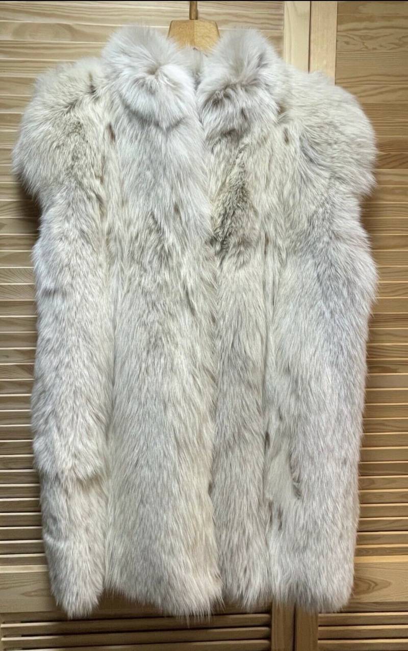 Weste Gefüttert Winter Kuschelig Extravagant Flauschig Fuchs Winterweiss Außergewöhnlich Selten Ladylike Bequem von ZauberhaftMarvelous