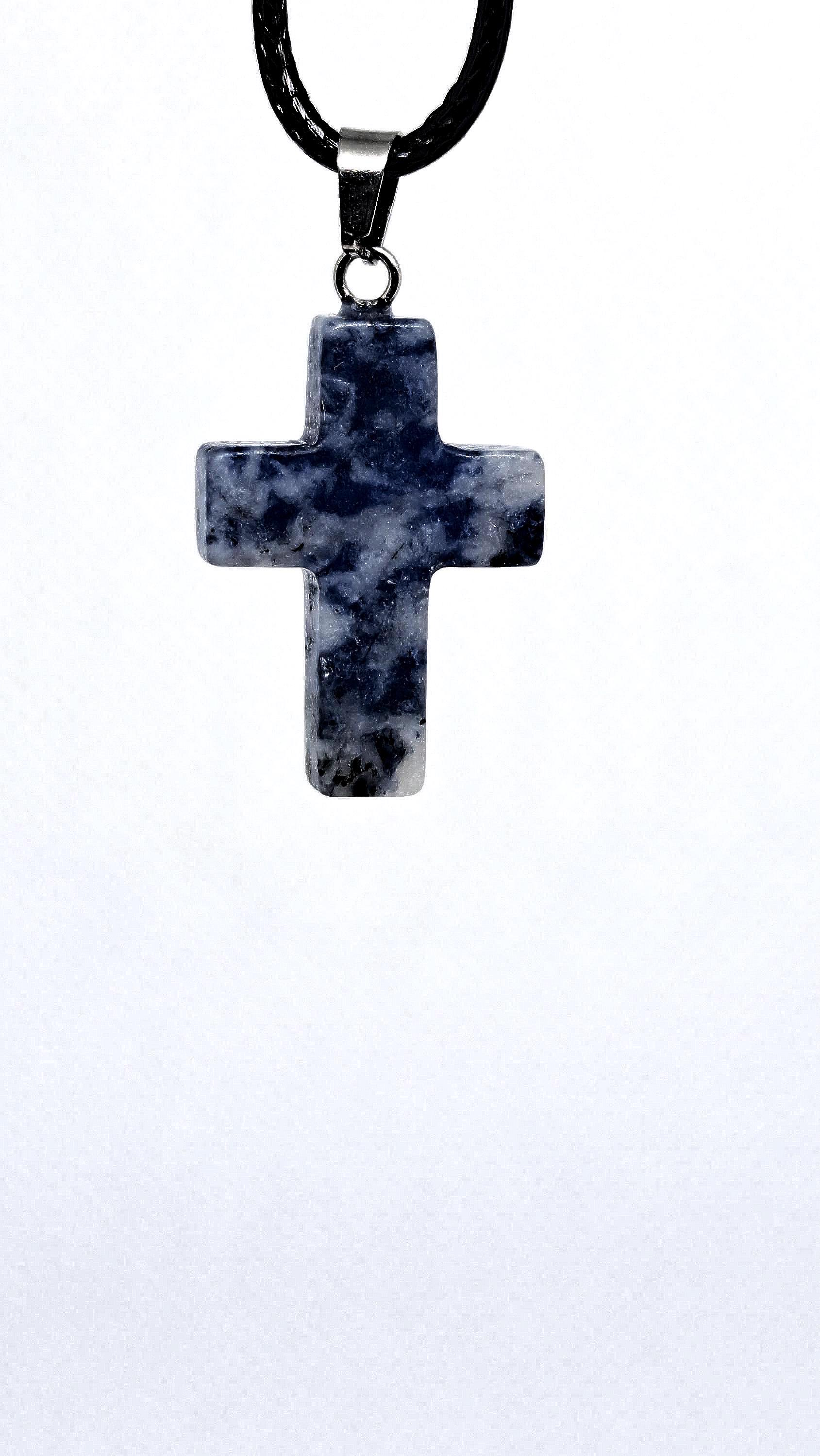 Halskette Mit Naturstein - Kreuz Halskette Mit Naturstein - Kreuz von ZauberhaftVonCorinna