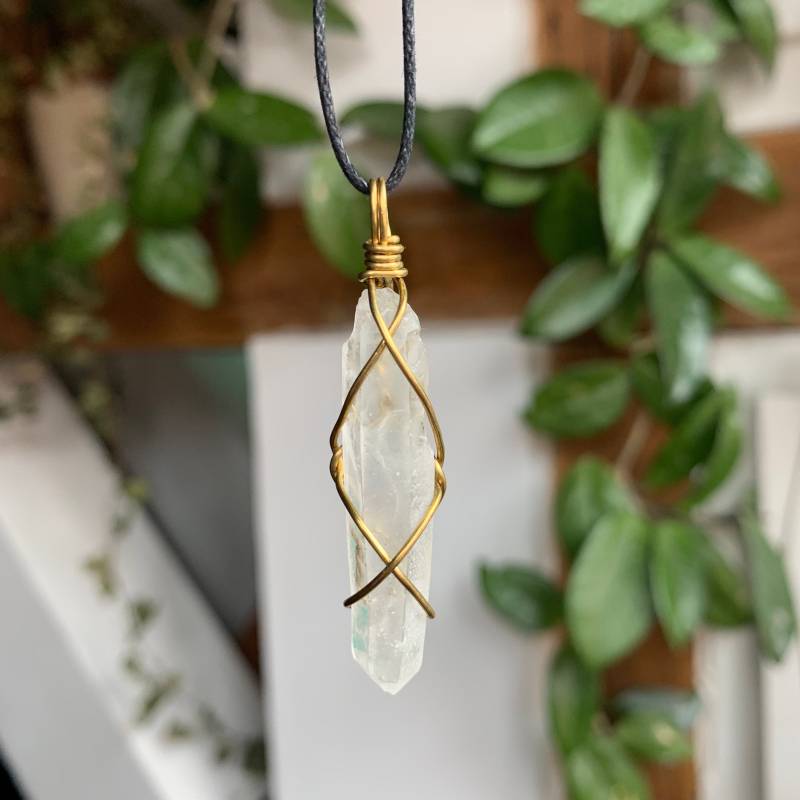 Kette Aus Messing Mit Bergkristall Kette Aus Messing Mit Bergkristall von ZauberhausShop