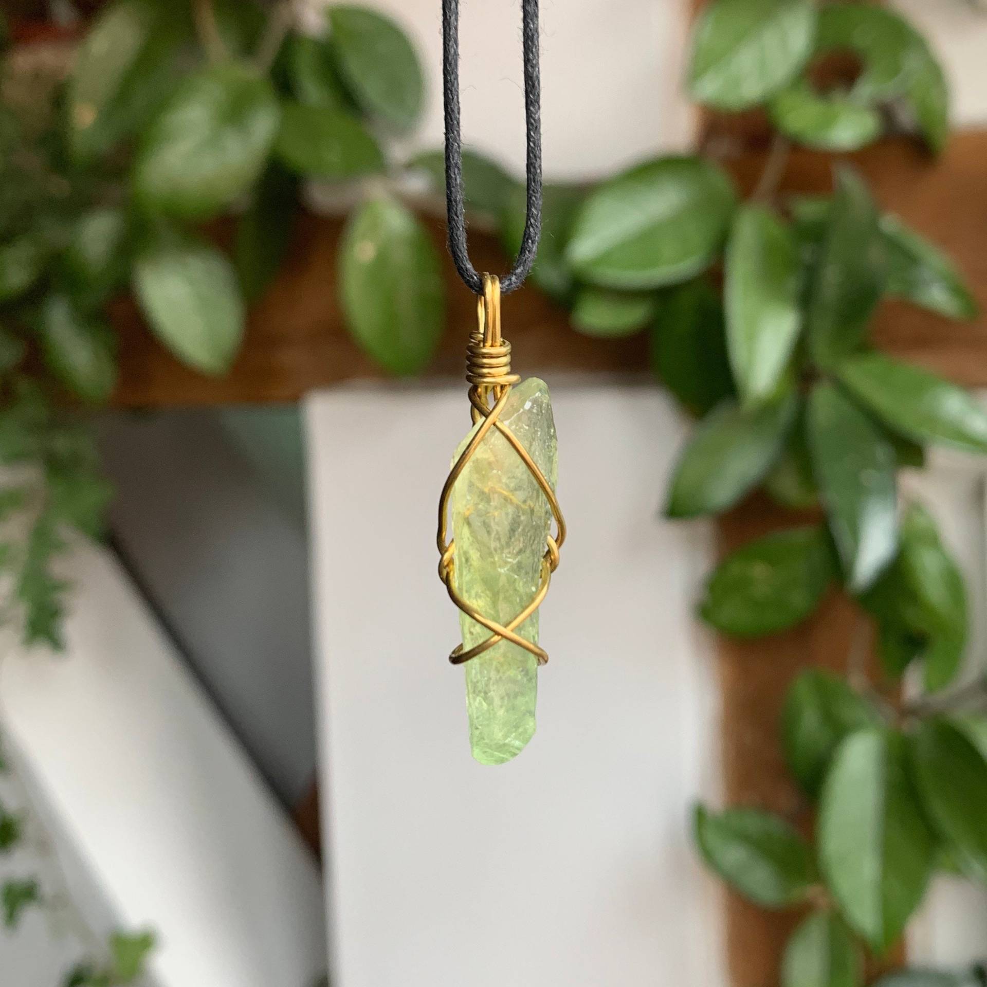 Kette Aus Messing Mit Fluorit Kette Aus Messing Mit Fluorit von ZauberhausShop