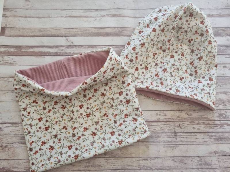 Loopschal Beanie Mädchen Kinder Blumen Altrosa von Zauberherzchen