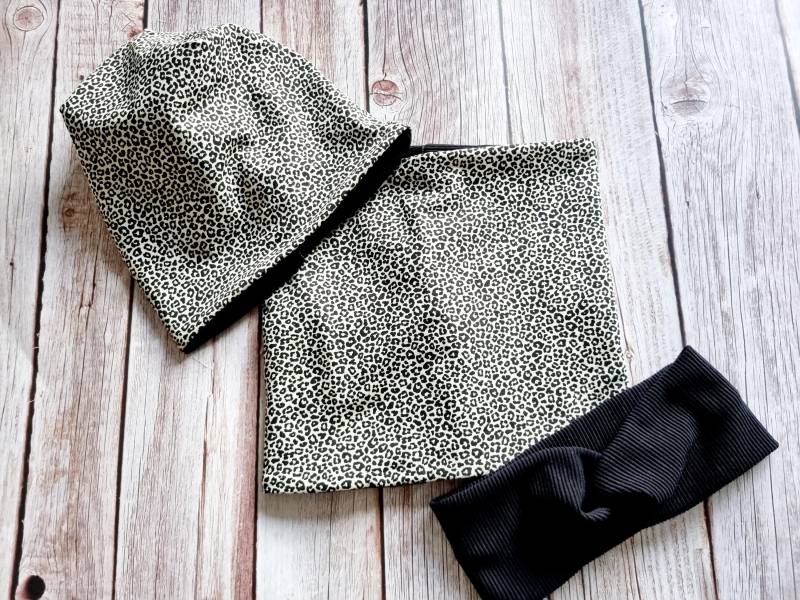 Loopschal Beanie Stirnband Set Mädchen Kinder Leoprint Beige Schwarz von Zauberherzchen