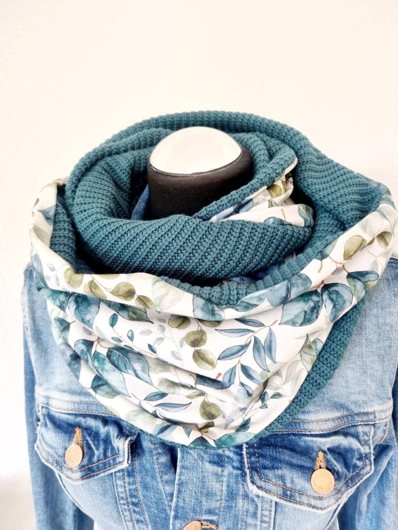 Loopschal Strick Schal Damen Jersey Zweige Handmade von Zauberherzchen