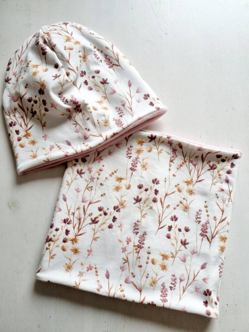 Mädchen Loopschal Halstuch Schal Blumen Baumwollfleece von Zauberherzchen