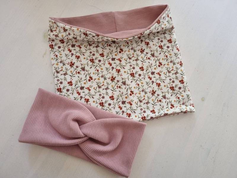 Mädchen Loopschal Stirnband Halstuch Schal Altrosa Blümchen von Zauberherzchen