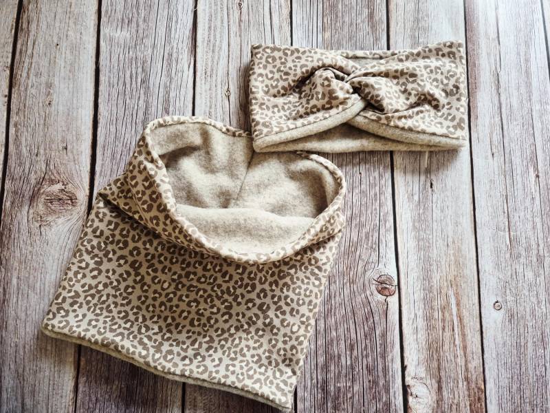 Merinowolle Mädchen Loopschal Halstuch Schal Leo von Zauberherzchen