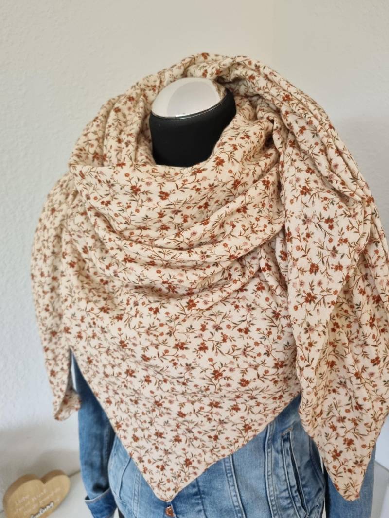 Musselin Xxl Halstuch Damen Dreieckstuch Blumen von Zauberherzchen