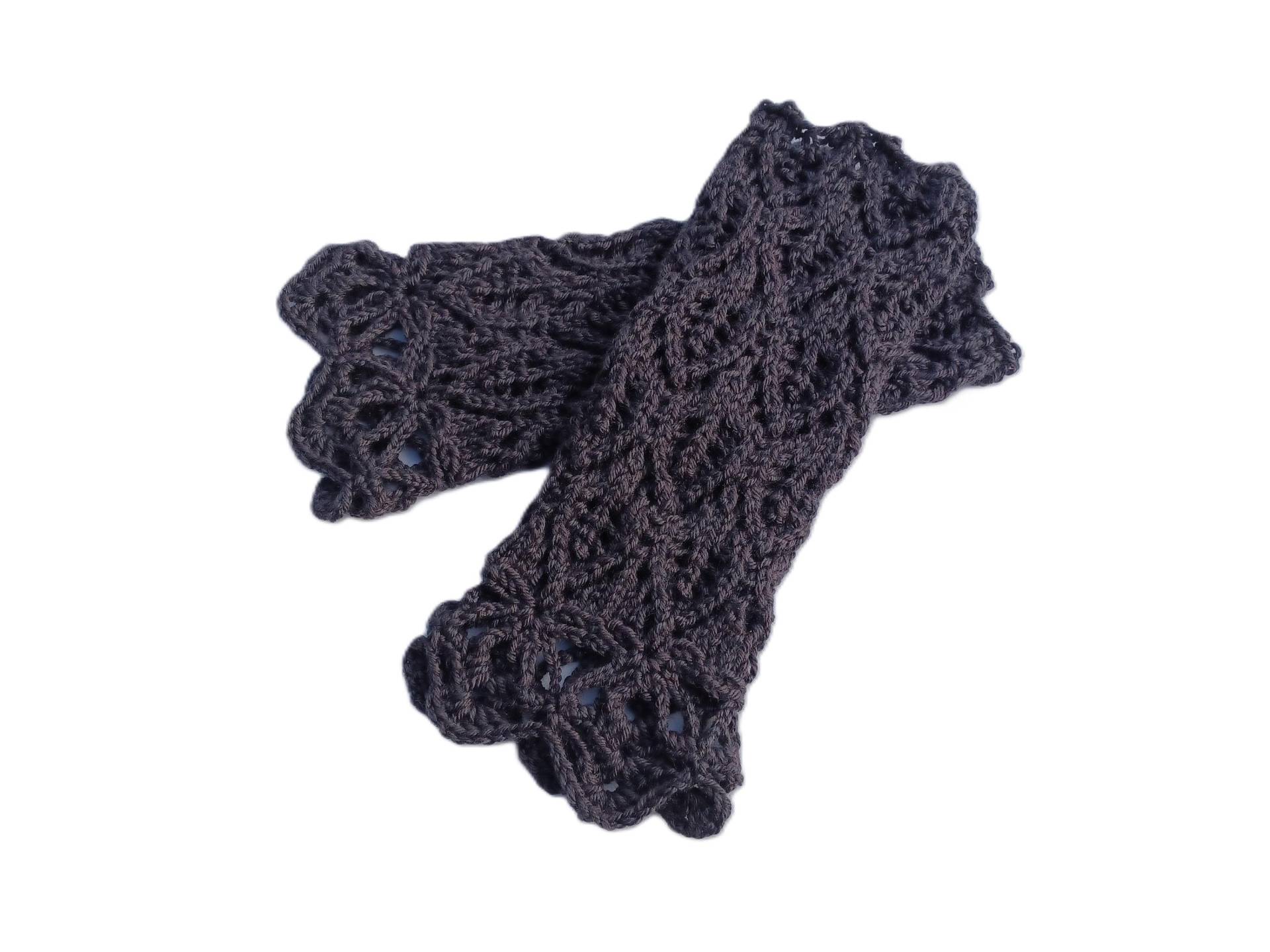 Armstulpen Pulswärmer Wollemischung Lochmuster Ajour Grau Dunkelgrau Handgestrickt Blattmuster Gehäkelt Filigran Geschenk Beste Freundin von Zauberstein