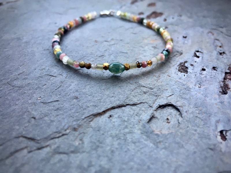 Buntes Edelstein Armband | Turmalin, Serpentin & Achat von Zauberstueck