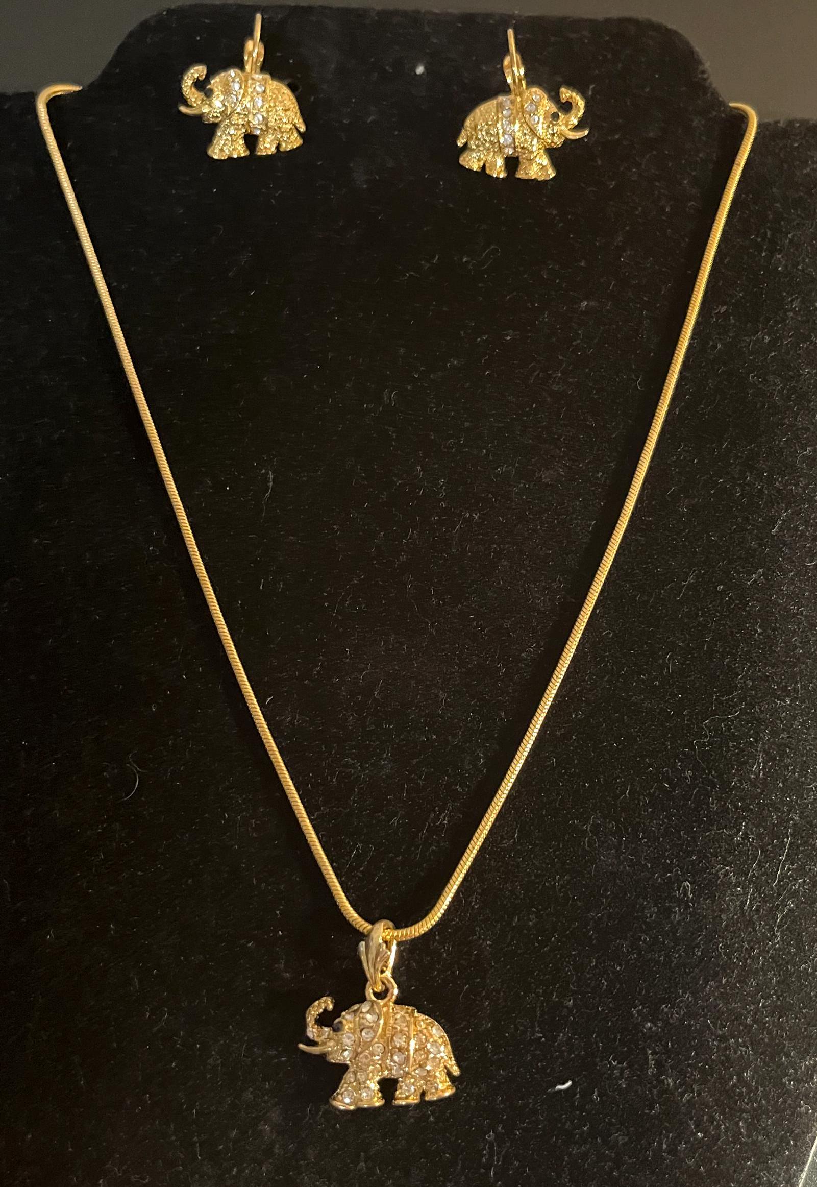 Gold Elefanten Ohrring Und Halskette Set Mit Brilliants Gold Elefanten Ohrring Und Halskette Set Mit Brilliants von ZawadiOnline