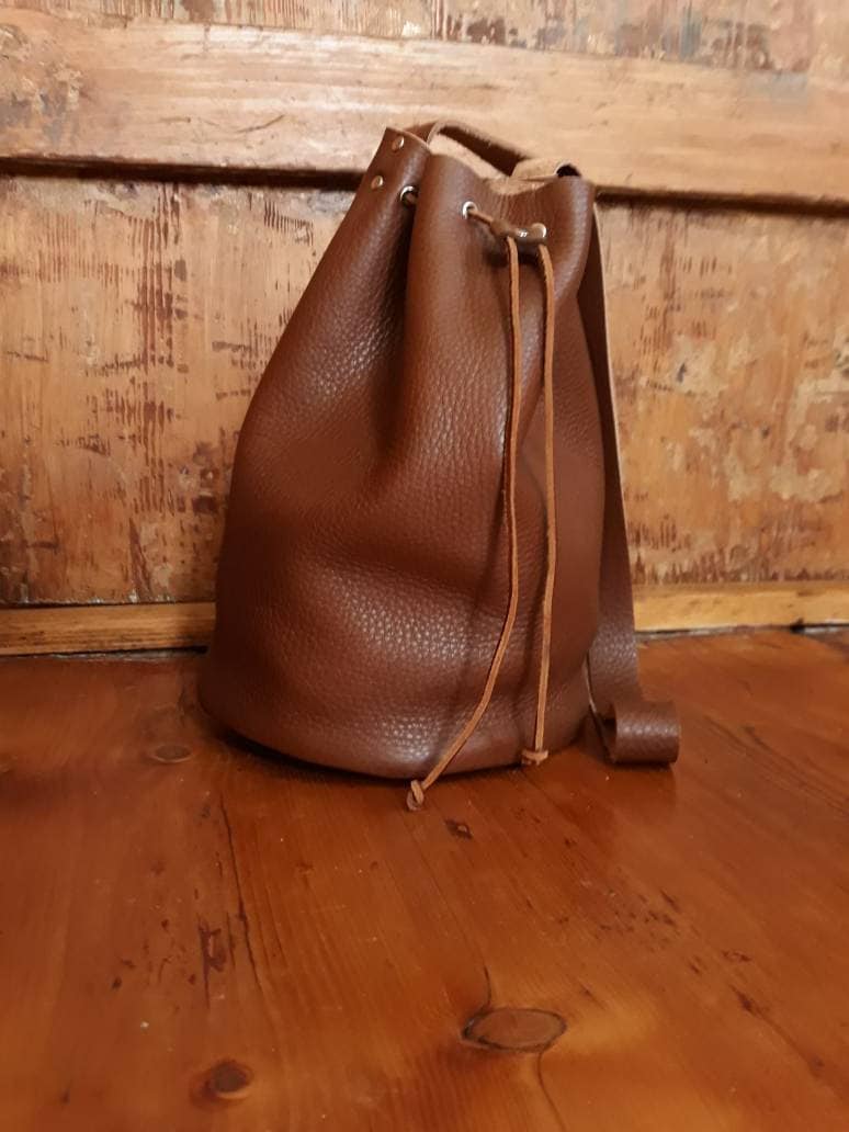 Eimer Tasche Leder Beuteltasche Hobotasche, Umhängetasche, Schultertasche Hobo, Weiches Beuteltasche, Tunnelzug Geldbörse, Geldbeutel Eimer Tasche Leder Beuteltasche Hobotasche, Umhängetasche, Schultertasche Hobo, Weiches Beuteltasche, Tunnelzug Geldbörse, Geldbeutel von ZazooHandcrafts
