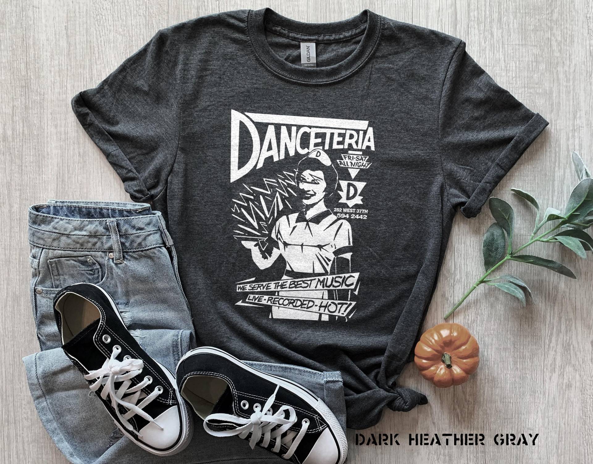 Danceteria T-Shirt Kurzärmeliges Unisex-T-Shirt Danceteria T-Shirt Kurzärmeliges Unisex-T-Shirt von ZeePress