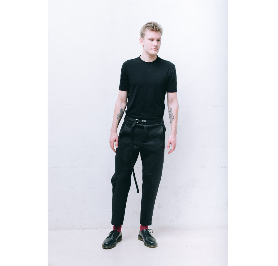 Neopren-Chinos-Hose, Kurze Schwarze Hose, Gürtelhose Mit Gürtelstich, Gürtelstich-Hose, Herrenhose Gürtel Neopren-Chinos-Hose, Kurze Schwarze Hose, Gürtelhose Mit Gürtelstich, Gürtelstich-Hose, Herrenhose Gürtel von Zefyraz