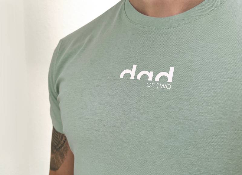 T-Shirt "Dad Of..." Personalisiert Mit Namen | Geschenk T-Shirt "Dad Of..." Personalisiert Mit Namen | Geschenk von ZeigeC