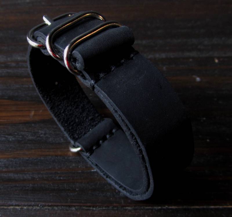 Uhrenarmband Leder Schwarz Handgenähtes Pflanzlich Gegerbtes Band von ZeikanShop