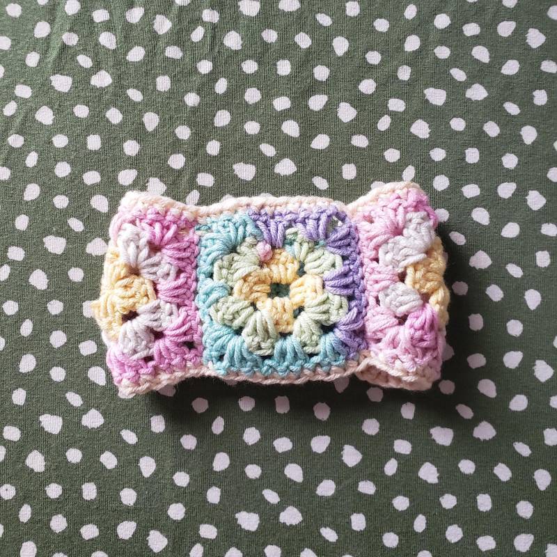 Gehäkeltes Armband, Handgemacht, Granny Square Gehäkelter Armschmuck Gehäkeltes Armband, Handgemacht, Granny Square Gehäkelter Armschmuck von ZeitenAura