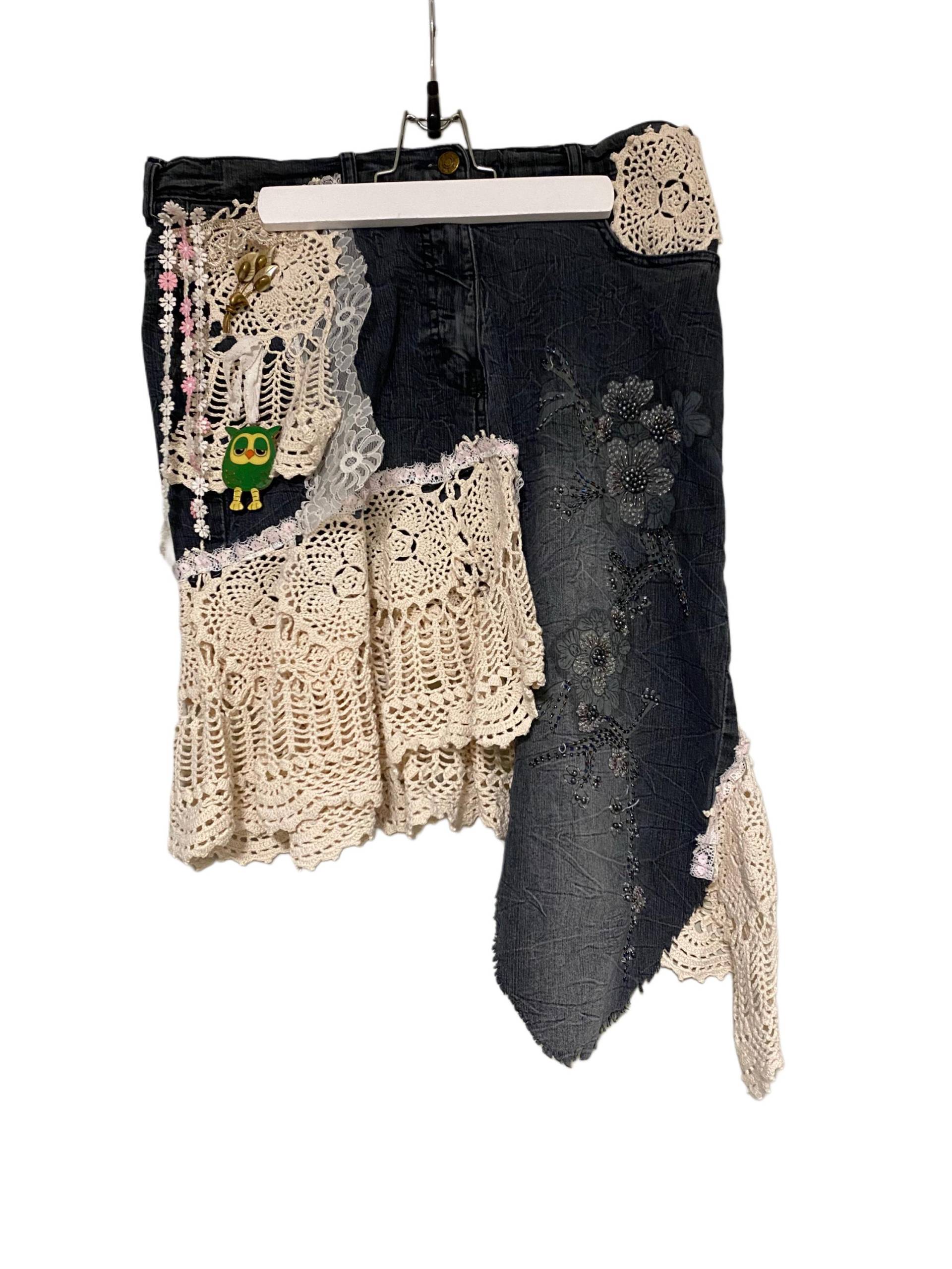 Jeansrock Mit Spitze - Handmade Unikat Boho Patchwork Rock Festival Mode Zeitlos By Marija Jeansrock Mit Spitze - Handmade Unikat Boho Patchwork Rock Festival Mode Zeitlos By Marija von ZeitlosbyMarija