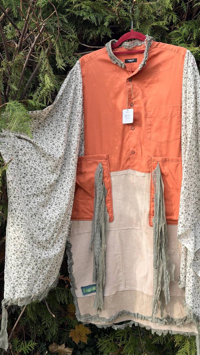 Flow Dress - Upcycling Kleid Oversize Boho Lagenlook Handmade Unikat Aus Hemd Und Cord Große Taschen Hippie Style von ZeitlosbyMarija