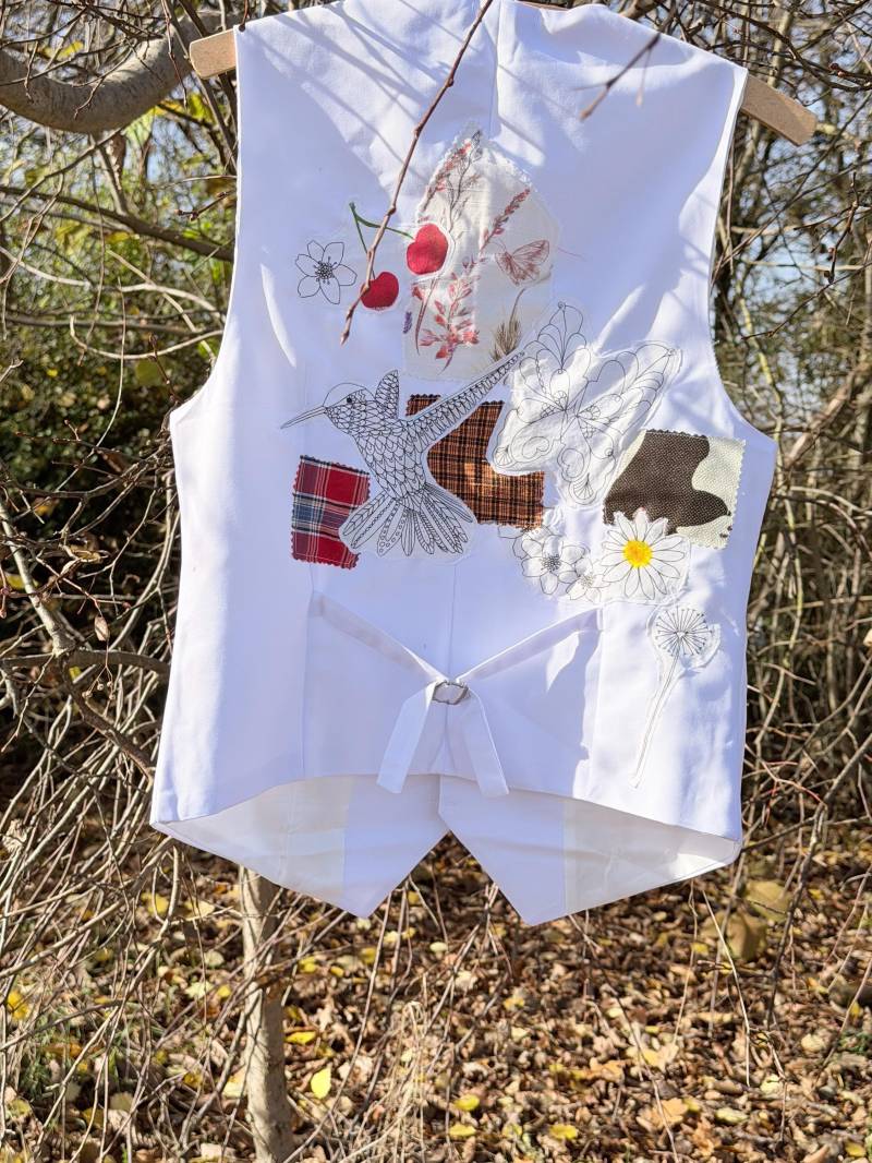 Unisex Weste | Handmade Upcycling Unikat Mit Selfmade Applikation Boho Hippie Country Style Nachhaltige Mode Zeitlos By Marija von ZeitlosbyMarija