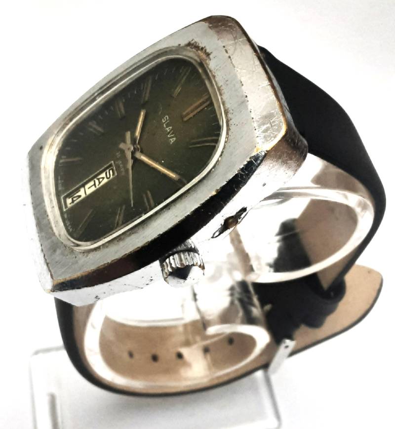 Slava Automatik Armbanduhr Für Herren Slava Automatik Armbanduhr Für Herren von Zeitretter