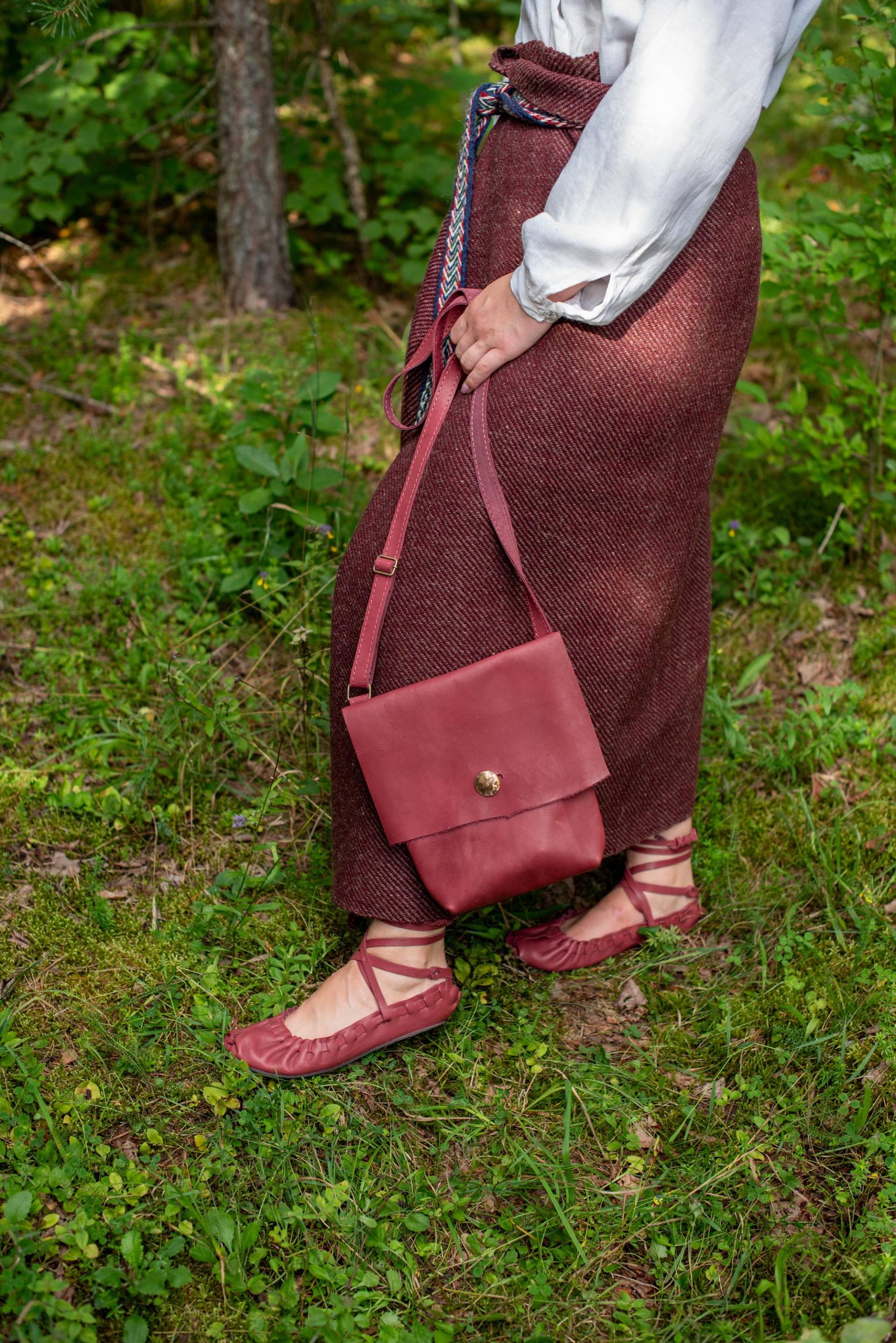 Leder Wikinger Bordo Schuhe, Mittelalter Dunkelrot Leder Wikinger Bordo Schuhe, Mittelalter Dunkelrot von ZelmaKraft