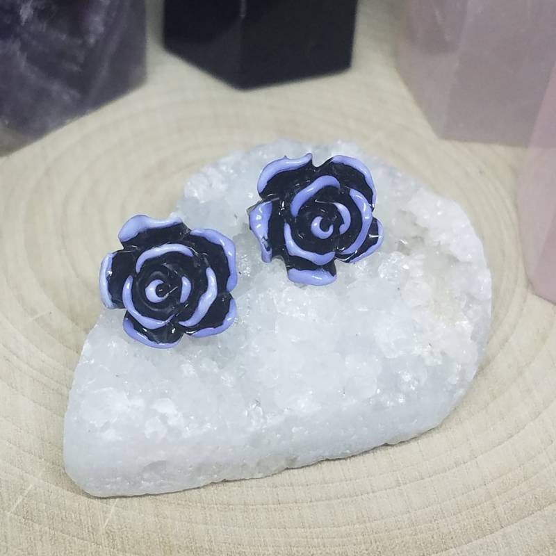 Black & White Rosen-Ohrstecker Alice Im Wunderland Black & White Rosen-Ohrstecker Alice Im Wunderland von ZenSationalGifts