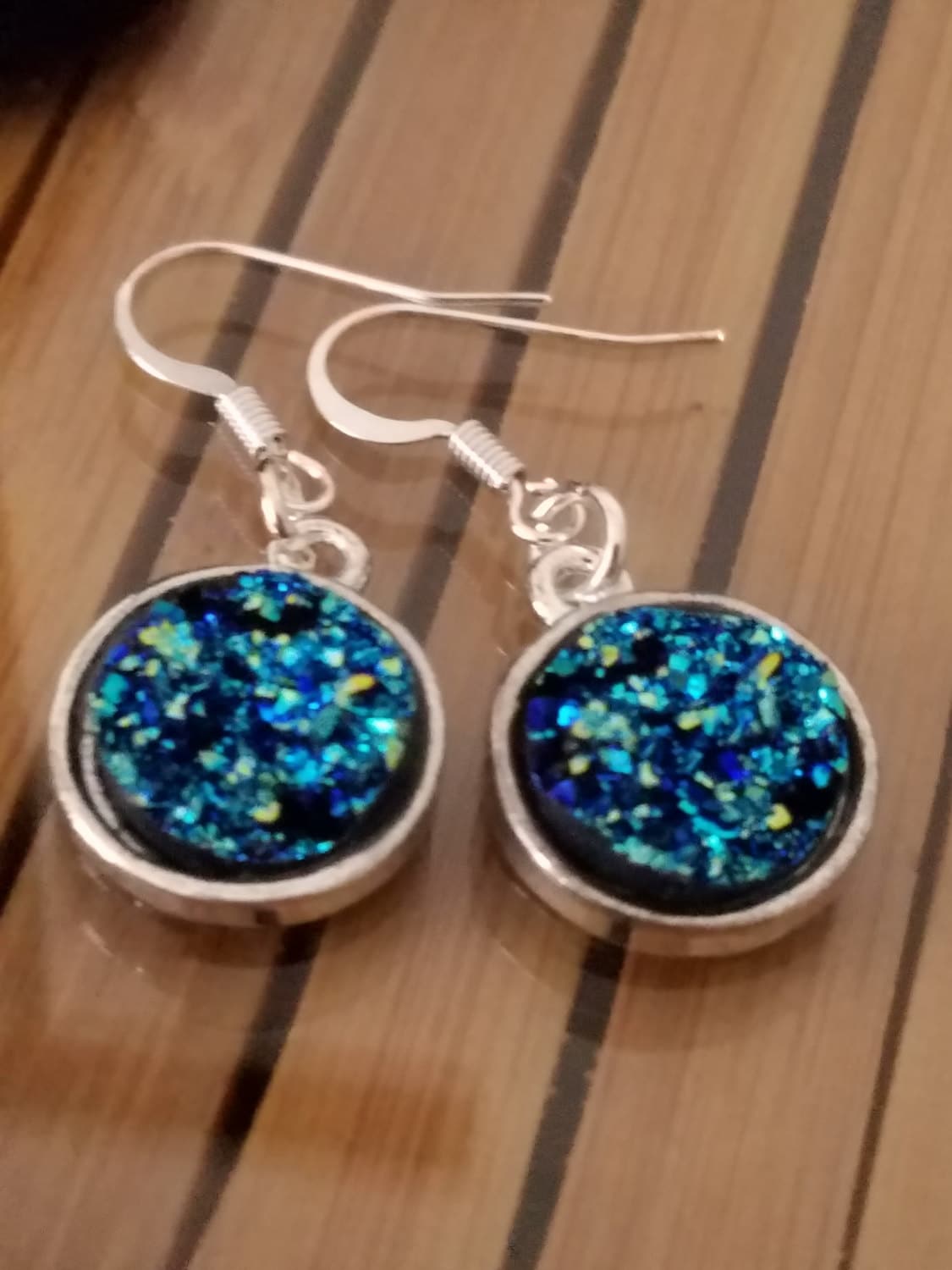 Blaue Druzy Ohrringe Versilberte Ohrringe Blaue Druzy Ohrringe Versilberte Ohrringe von ZenSationalGifts