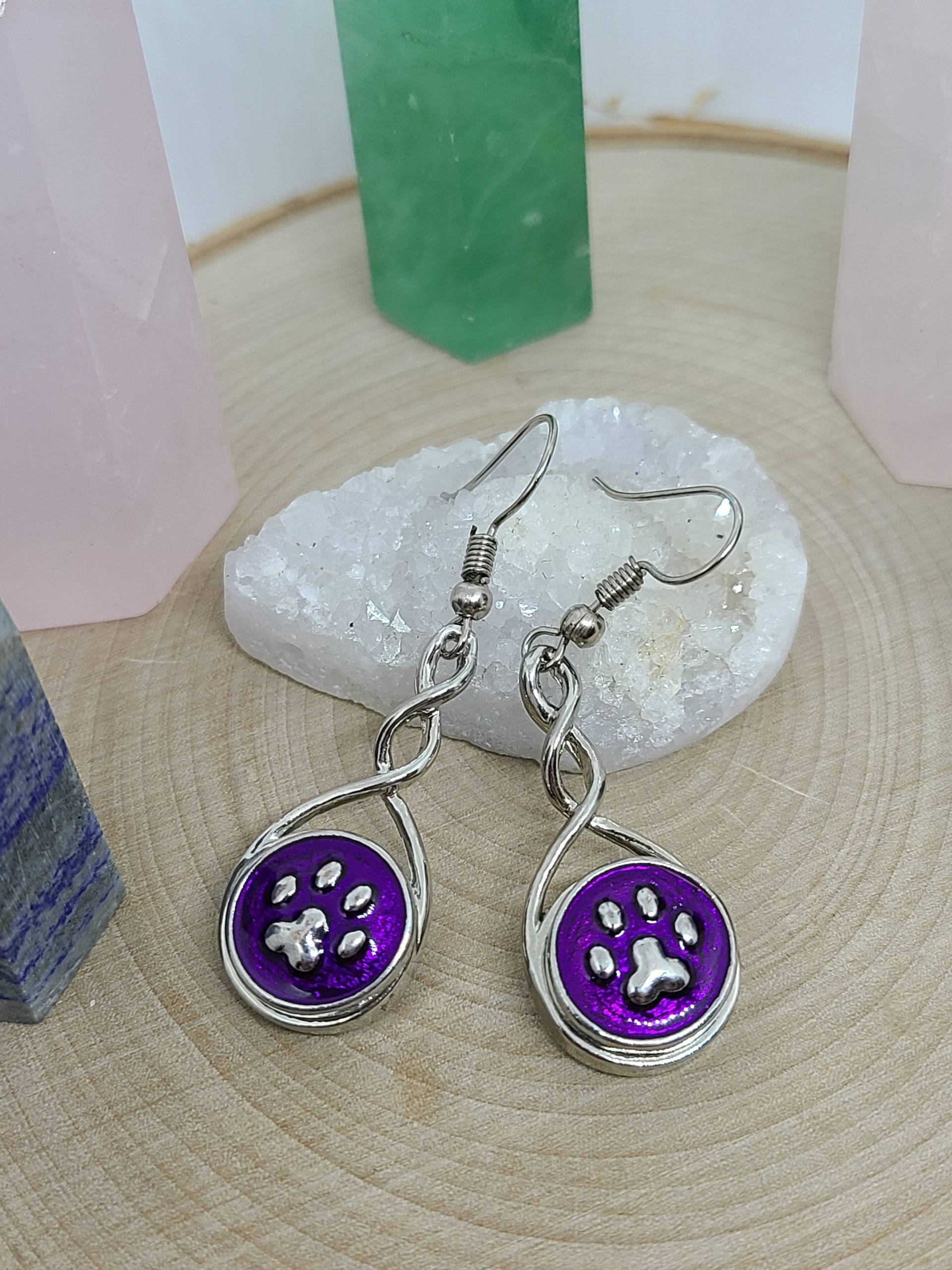 Lila Ohrringe Mit Pfotenabdruck Geschenk Für Tierliebhaber Lila Ohrringe Mit Pfotenabdruck Geschenk Für Tierliebhaber von ZenSationalGifts
