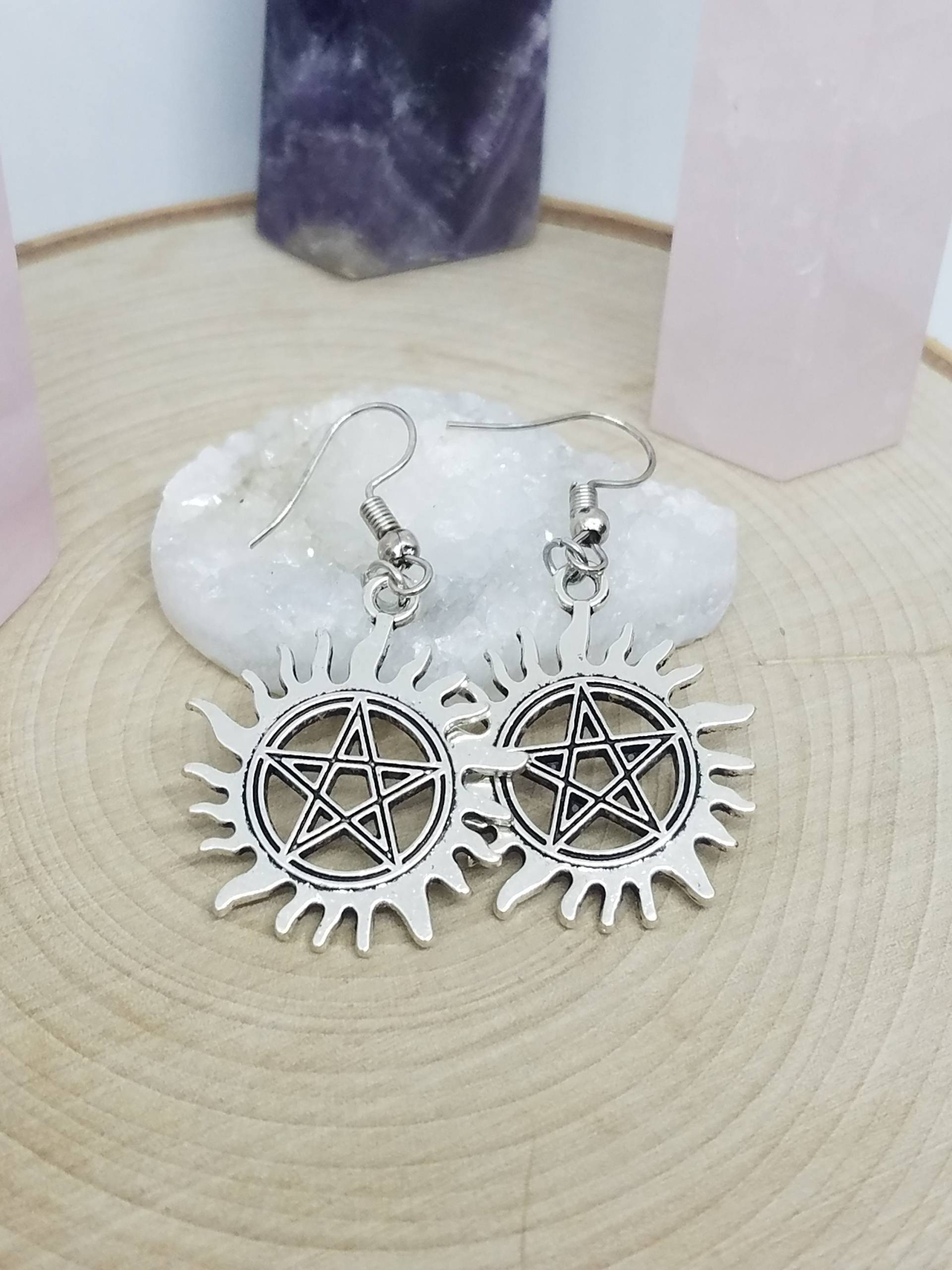 Supernatural Pentagramm Ohrringe Silber Hexenschmuck Supernatural Pentagramm Ohrringe Silber Hexenschmuck von ZenSationalGifts