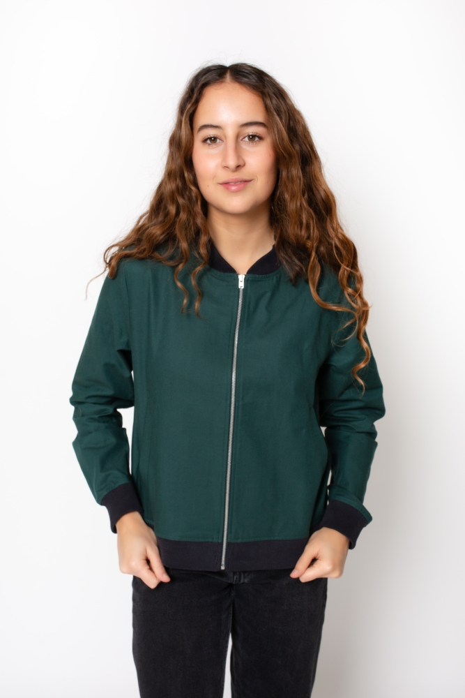 Ecovero Collegejacke Modell: Marry Ecovero Collegejacke Modell: Marry von Zerum