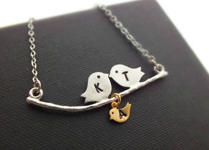 Personalisierte Love Birds Halskette Benutzerdefinierte Initial Sterling Silber Familie Schmuck Personalisierte Love Birds Halskette Benutzerdefinierte Initial Sterling Silber Familie Schmuck von ZeyJewel