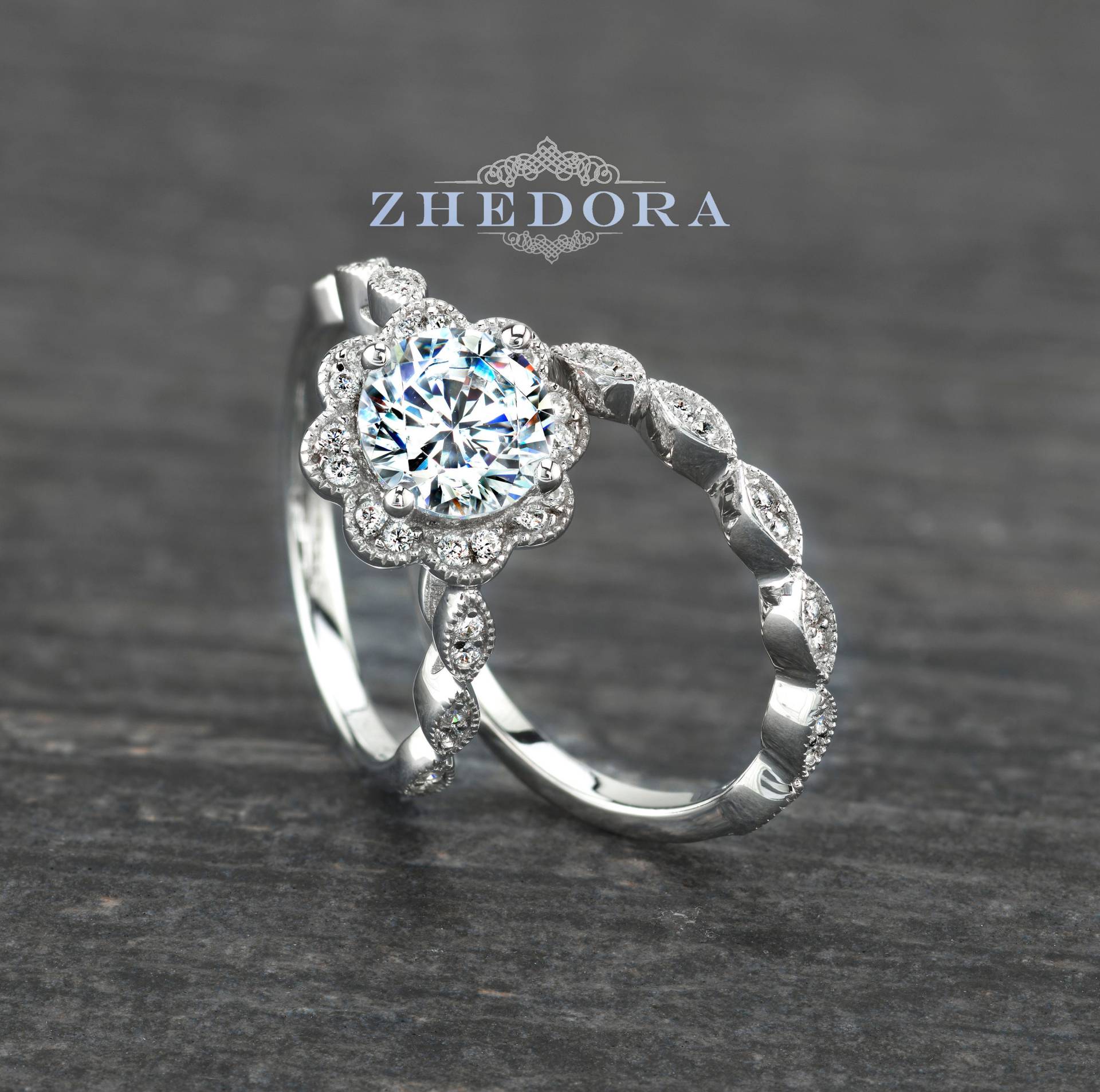 Blumen-Verlobungsring-Set Halo-Hochzeitsset Art-Deco-Band Sterlingsilber Blumen-Braut-Set Blumenhochzeits-Set Rundschliffring Von Zhedora von ZhedoraArgento