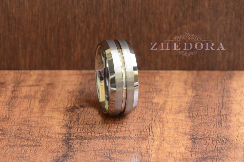 Herrenring Wolfram Ring Gebürstet Zentrum Gerillt Herren Band Abgeschrägte Kante Ehering Jubiläum von ZhedoraArgento