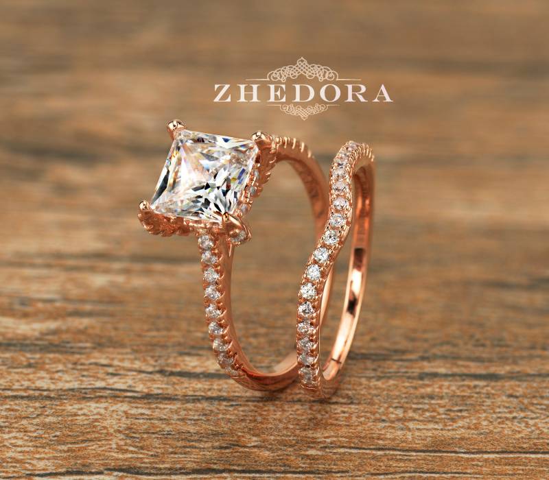 Princess Cut Verlobungsring Mit Akzent Und Passendem Band Rosévergoldeter Brautring Hochzeitsring von ZhedoraArgento