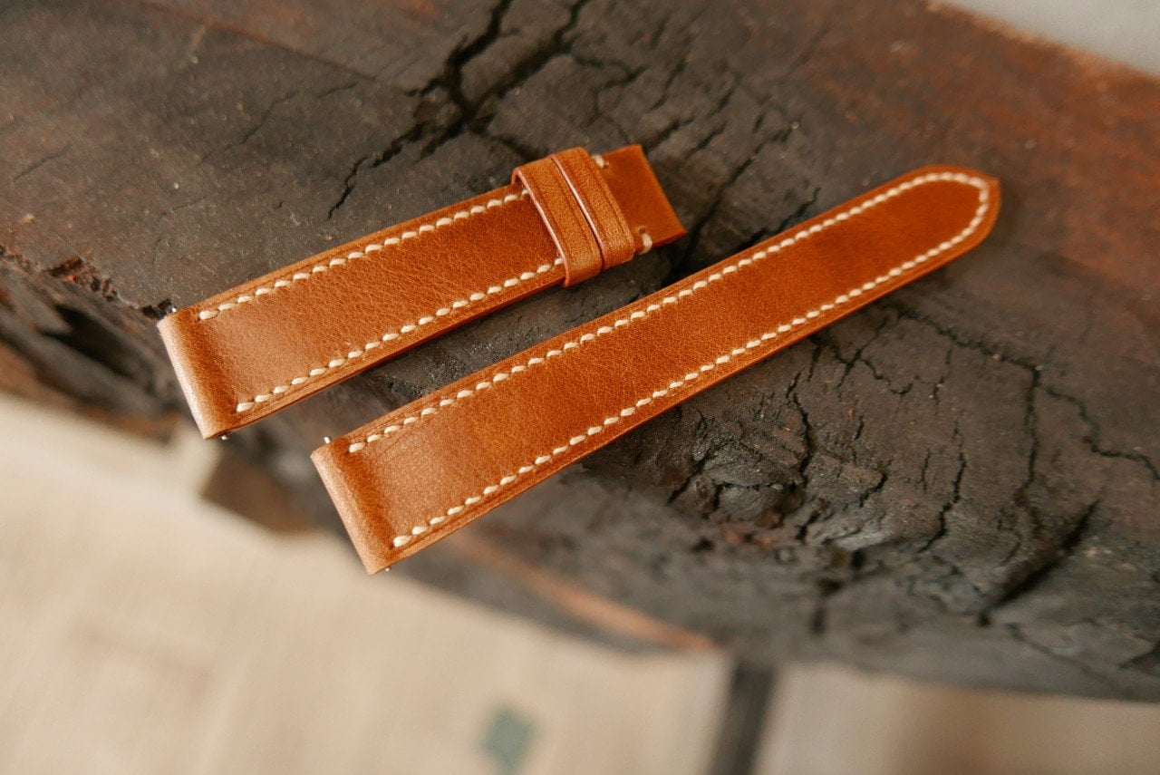 Handgefertigtes Uhrenarmband Aus Vintage Braunem Kalbsleder, 18 Mm, 19 20 21 22 24 26 Mm Handgefertigtes Uhrenarmband Aus Vintage Braunem Kalbsleder, 18 Mm, 19 20 21 22 24 26 Mm von ZiczacLeatherVietnam