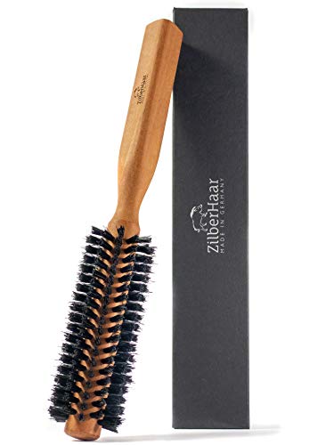ZilberHaar - Styler Haar- und Bartbürste - Rundbürste,3,3 cm Steife Wildschweinborsten und 20,3 cm Langer Griff aus Birnbaumholz - 222 Borsten - Bartpflege-Bürste für Männer ZilberHaar - Styler Haar- und Bartbürste - Rundbürste,3,3 cm Steife Wildschweinborsten und 20,3 cm Langer Griff aus Birnbaumholz - 222 Borsten - Bartpflege-Bürste für Männer von ZilberHaar