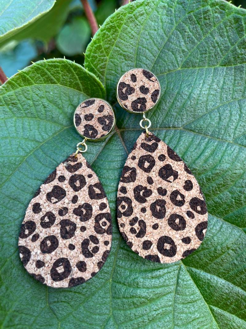 Kork Ohrringe Ohrhänger Ohrstecker 925 Sterling Silber Gold Animal Print Wunschgravur Leo Leopard Tropfen Geschenk Natur Gravur Geburtstag Kork Ohrringe Ohrhänger Ohrstecker 925 Sterling Silber Gold Animal Print Wunschgravur Leo Leopard Tropfen Geschenk Natur Gravur Geburtstag von ZimtundIgelkuss