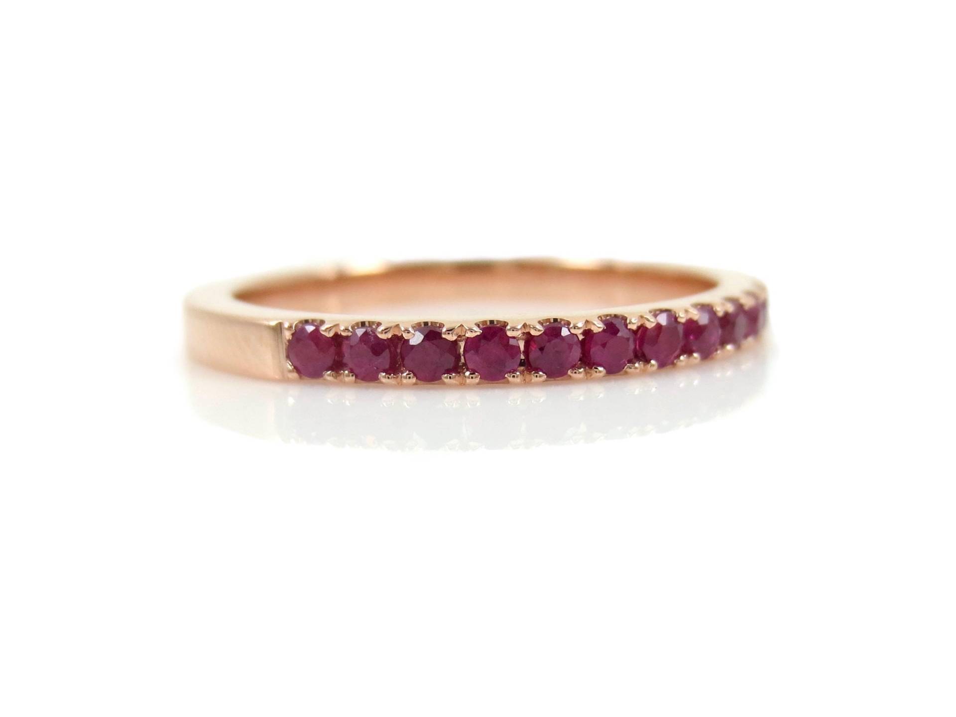 2 Mm Rubin Halb Eternity Band - 18K Rose Gold Stacking Wedding Bands 2 Mm Rubin Halb Eternity Band - 18K Rose Gold Stacking Wedding Bands von ZinaFineJewelry