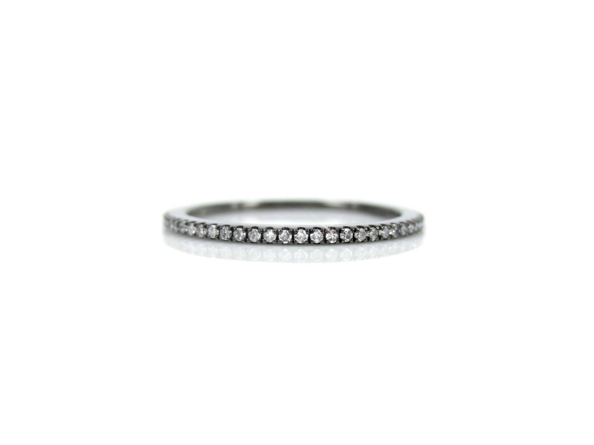 Micro Pave Diamant Ewigkeit 18K Schwarzgold Band - Stapelbar Verlobung Vintage Inspiriert Micro Pave Diamant Ewigkeit 18K Schwarzgold Band - Stapelbar Verlobung Vintage Inspiriert von ZinaFineJewelry