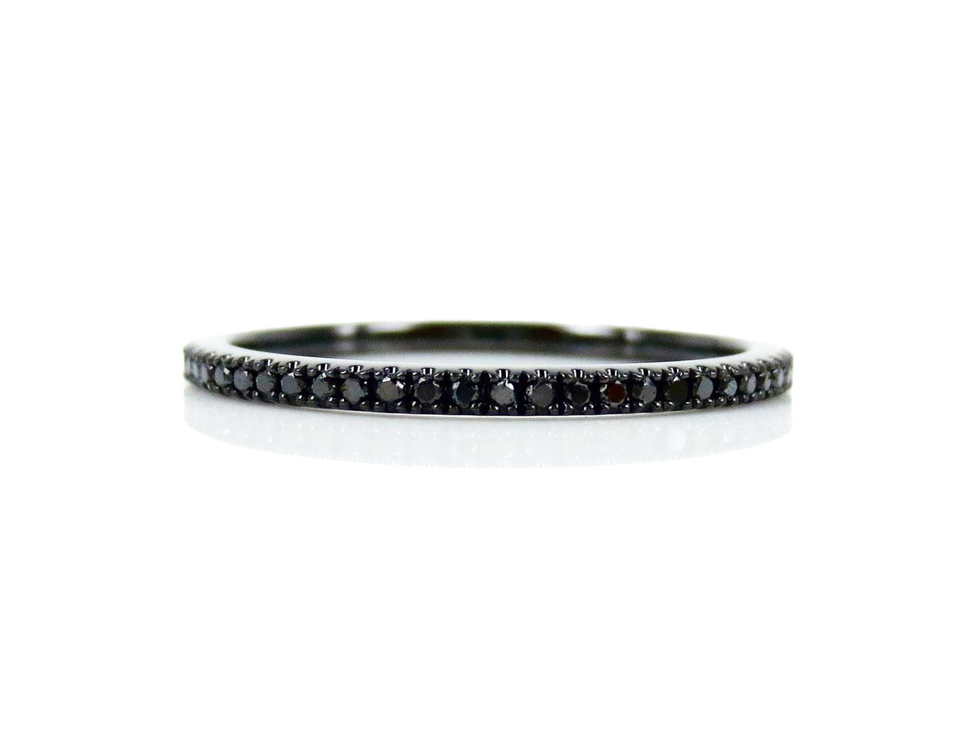 Micro Pavé Black Diamond Eternity Ring Ehering Aus 585Er Weißgold Micro Pavé Black Diamond Eternity Ring Ehering Aus 585Er Weißgold von ZinaFineJewelry