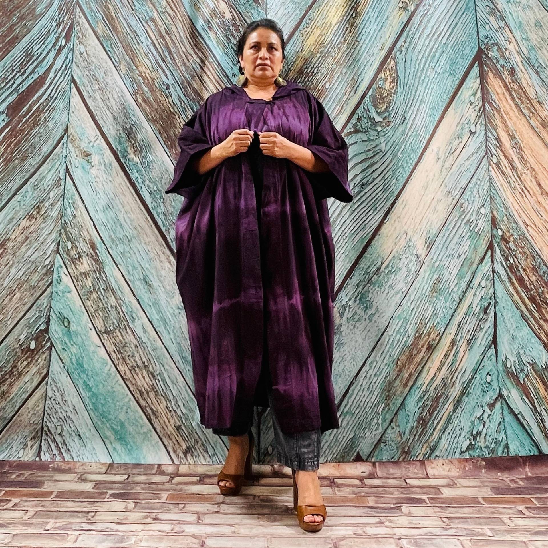 Willow Handmade Batik Maxi Hoodie Cape Kimono Duster Festival Hippie Tiedye One Plus Size 3x, 4x Willow Handmade Batik Maxi Hoodie Cape Kimono Duster Festival Hippie Tiedye One Plus Size 3x, 4x von Zinniapearl