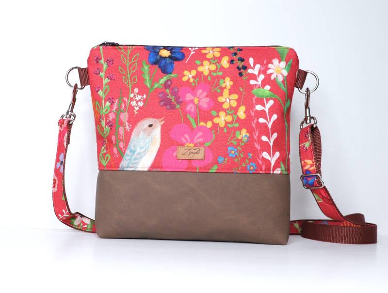 Umhängetasche Rot Mit Floralem Muster, Schultertasche von Zipsis