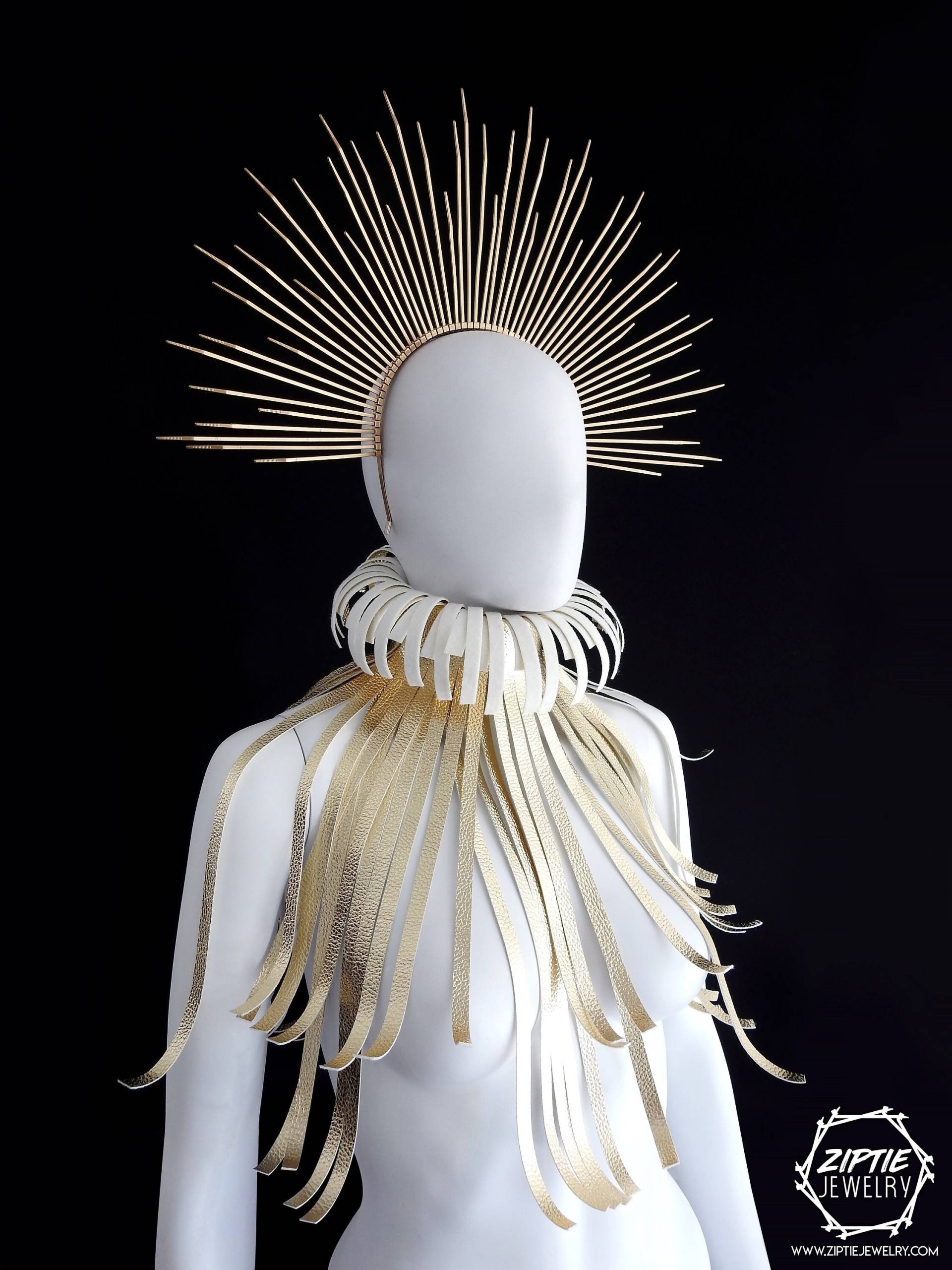 Goldene Halo-Krone Mit Nieten/Zip-Tie-Kopfschmuck Halo Gold-Kopfschmuck Kostüm-Kopfschmuck Mary Heiligen-Krone Festival-Krone Goldene Halo-Krone Mit Nieten/Zip-Tie-Kopfschmuck Halo Gold-Kopfschmuck Kostüm-Kopfschmuck Mary Heiligen-Krone Festival-Krone von ZiptieJewelry