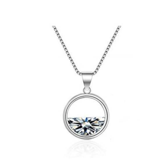 Einfache 925 Sterling Silber Kurze Clavicle Kettennadel Mit Hollow Circle Zircon Pendant Necklace-Sterling Silberne Halskette Einfache 925 Sterling Silber Kurze Clavicle Kettennadel Mit Hollow Circle Zircon Pendant Necklace-Sterling Silberne Halskette von ZirconHouz