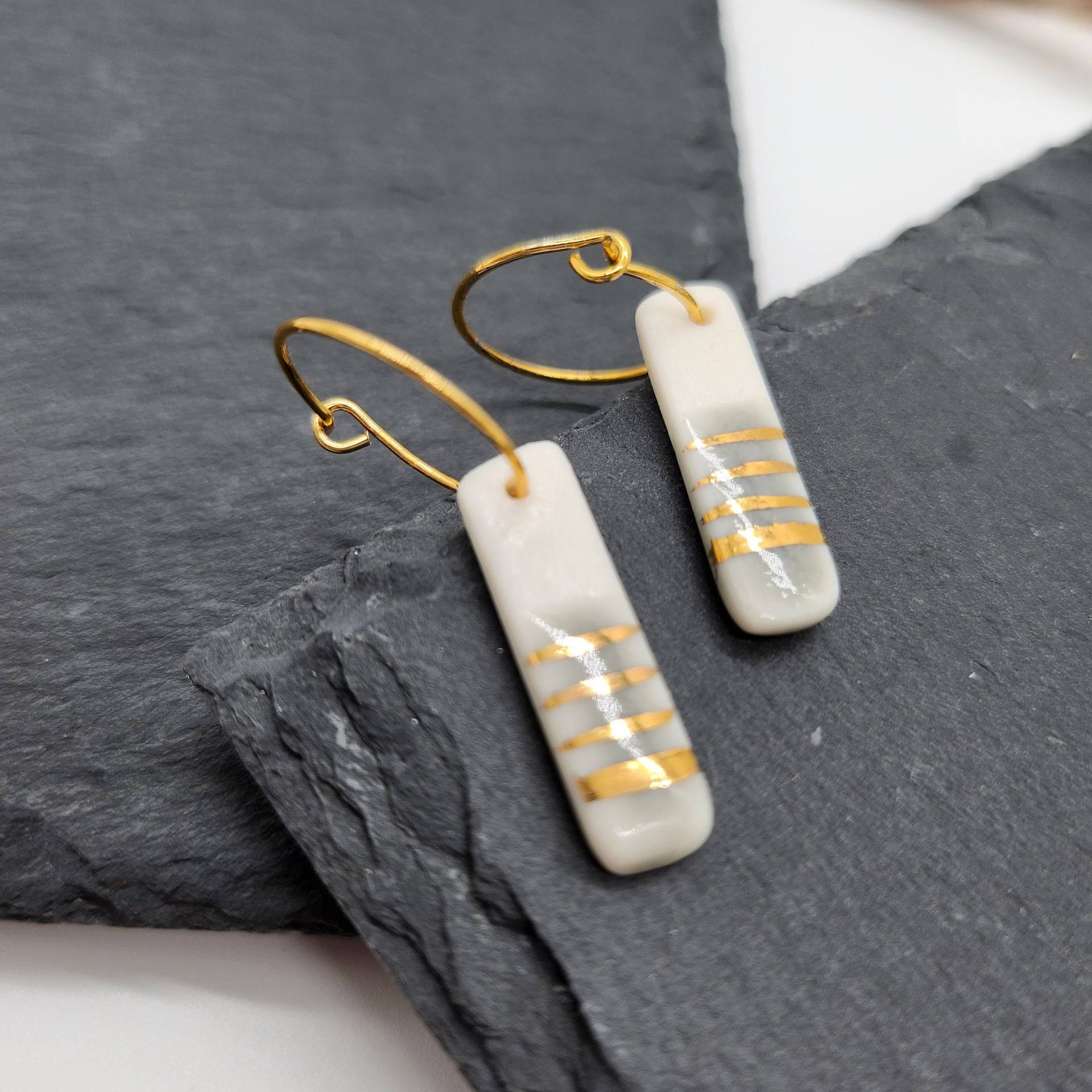 Porzellan Ohrringe, Kreolen Messing, Schmuck, 24K Gold, Handmade, Handgemacht, Kleines Geschenk Porzellan Ohrringe, Kreolen Messing, Schmuck, 24K Gold, Handmade, Handgemacht, Kleines Geschenk von ZitroenchenDesign