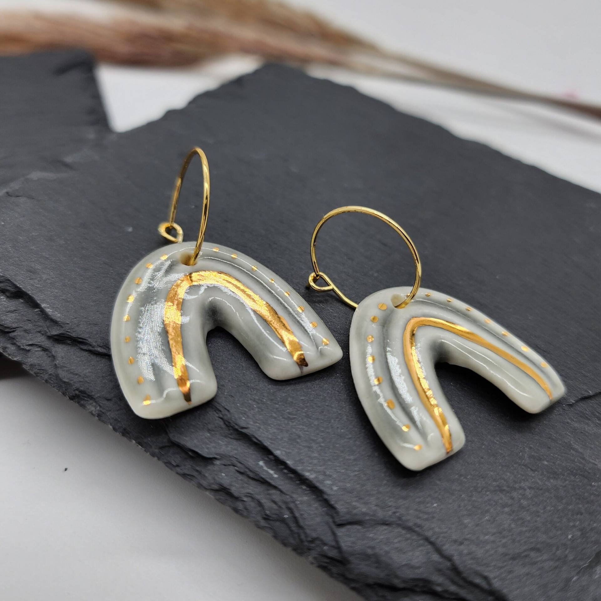 Porzellan Ohrringe, Kreolen Messing, Schmuck, 24K Gold, Handmade, Handgemacht, Kleines Geschenk Porzellan Ohrringe, Kreolen Messing, Schmuck, 24K Gold, Handmade, Handgemacht, Kleines Geschenk von ZitroenchenDesign