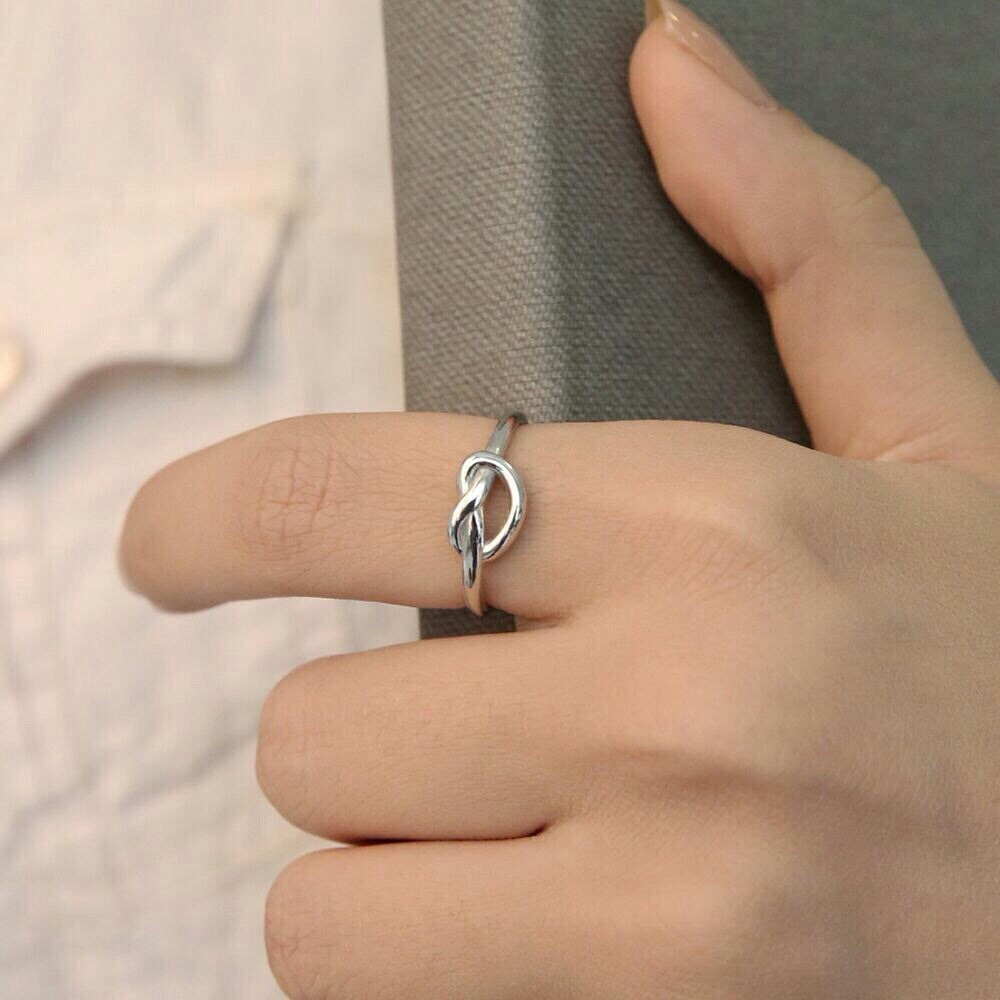 Liebe Knoten-Ring, Silber, Beste Brautjungfer Geschenk, Geschenk Für Besondere Liebe Knoten-Ring, Silber, Beste Brautjungfer Geschenk, Geschenk Für Besondere von ZodiacZoneDesigns