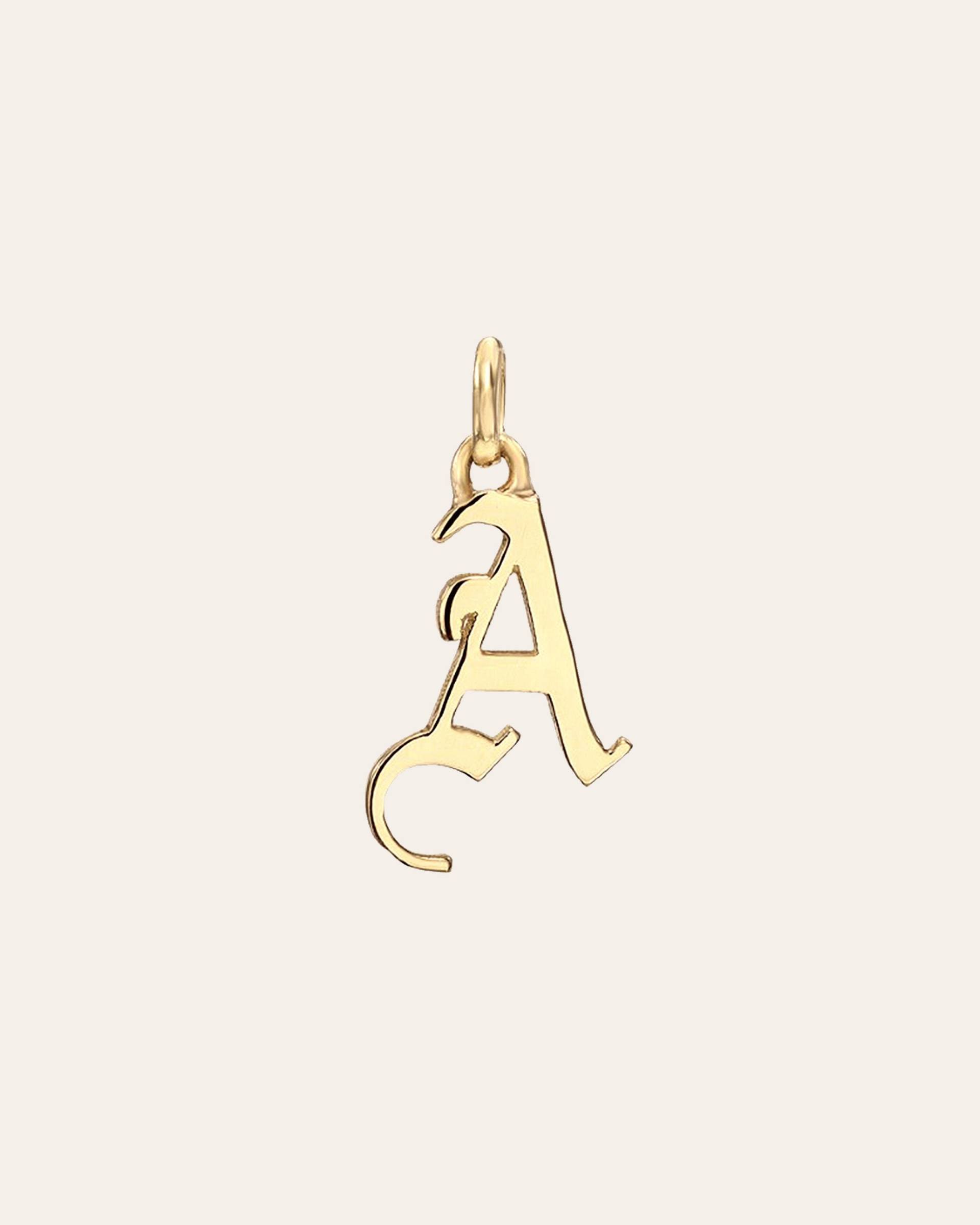 14K Gold Gothic Initial Anhänger 14K Gold Gothic Initial Anhänger von ZoeLevJewelry