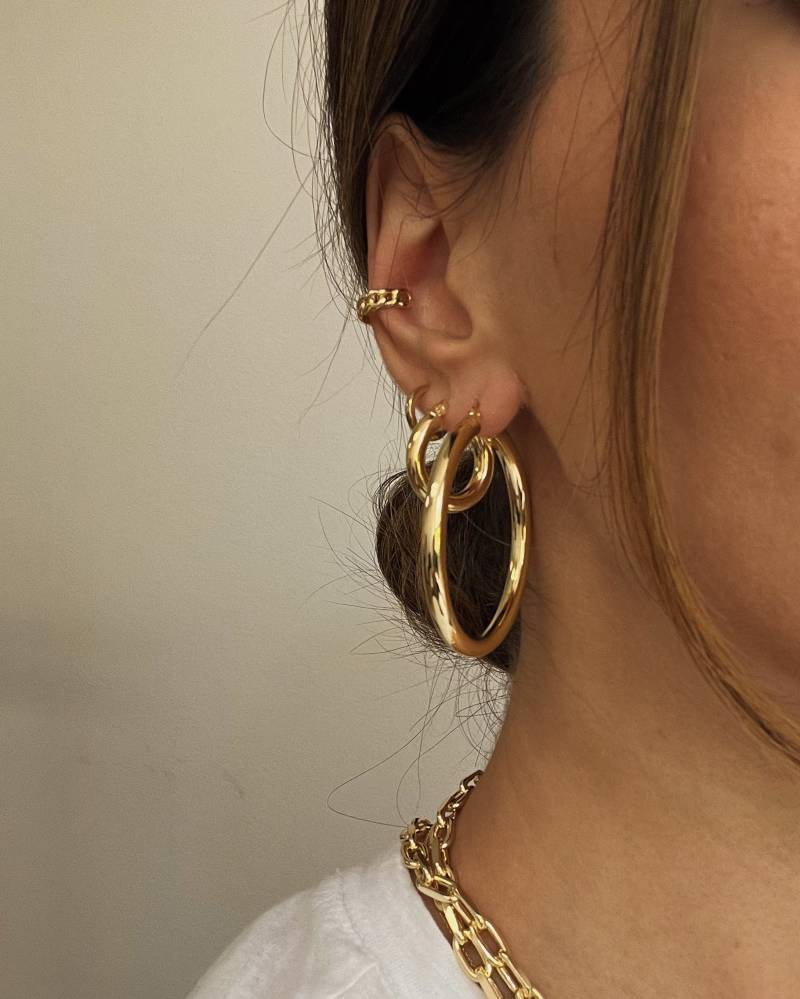 Gold Vermeil Große Dicke Creolen Ohrringe von ZoeLevJewelry